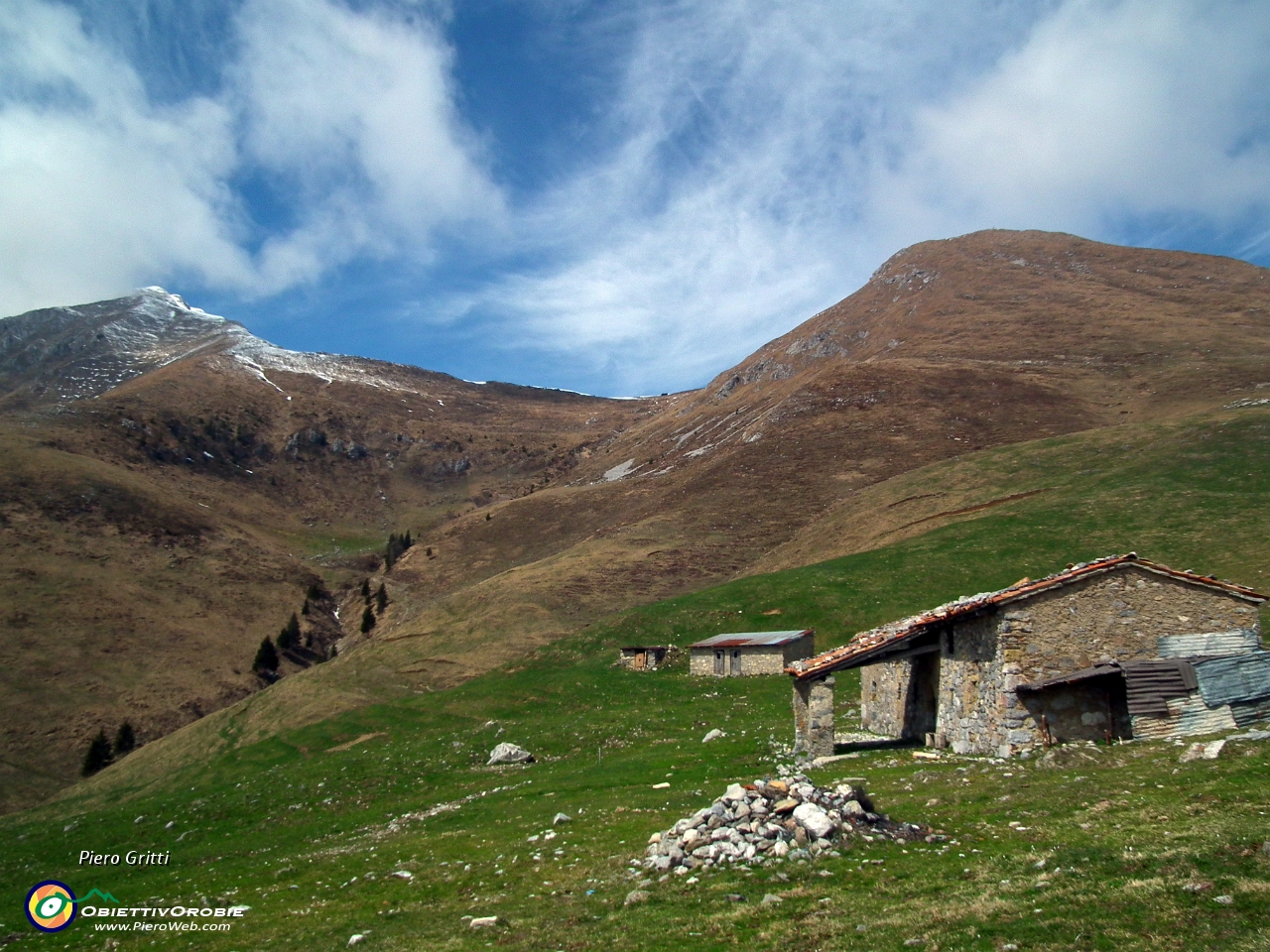 43 con vista in Vindiolo e Pizzo Roncobello.JPG